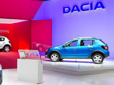 Trabajos Stand Dacia